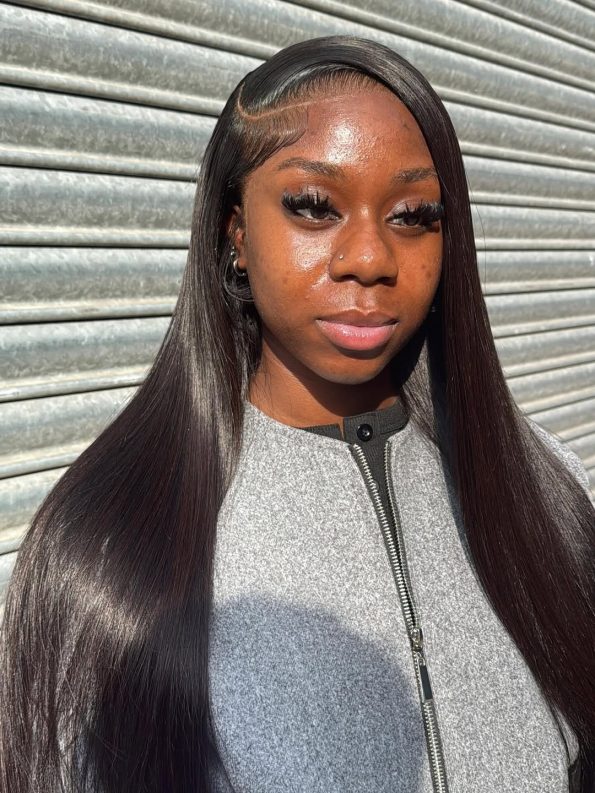 Image #4 from Kia Tuyindi