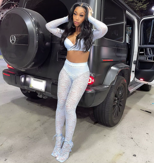 Image #12 from Teonnia Dixon
